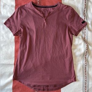 Alphalete LUX Short Sleeve Henley - Apple Butter